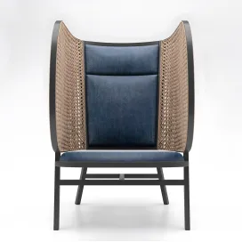 Hideout lounge chair by front